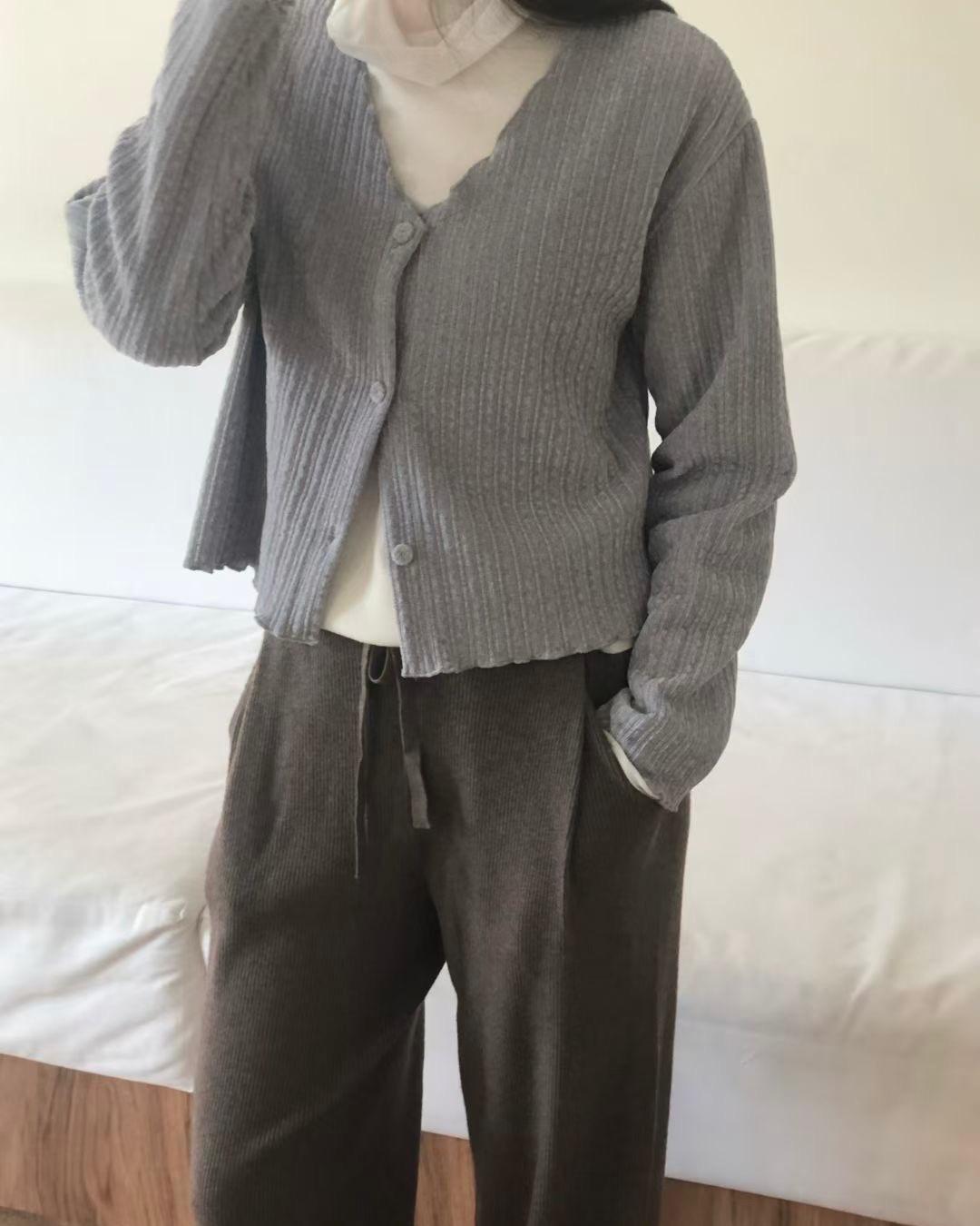 HA001《現貨新款》直紋舒適百搭外套