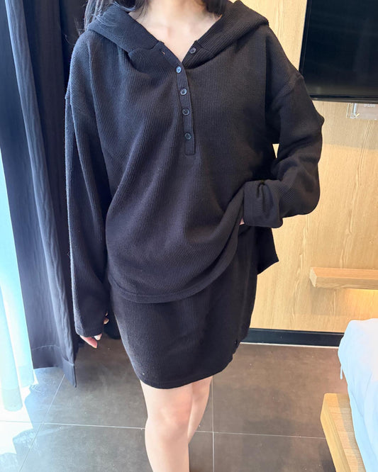 OT001【現貨發售】休閒百搭連帽裙褲套裝 Set