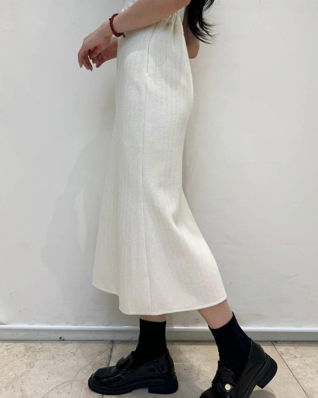 ST003【現貨發售】小魚尾優雅斯文款長裙