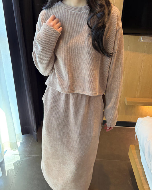 TB002【現貨發售】休閒舒適斯文套裝 Set