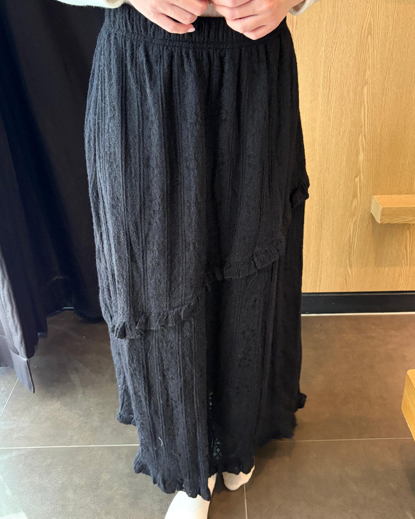 CO001《現貨新款》Lace花紋斜花邊長裙