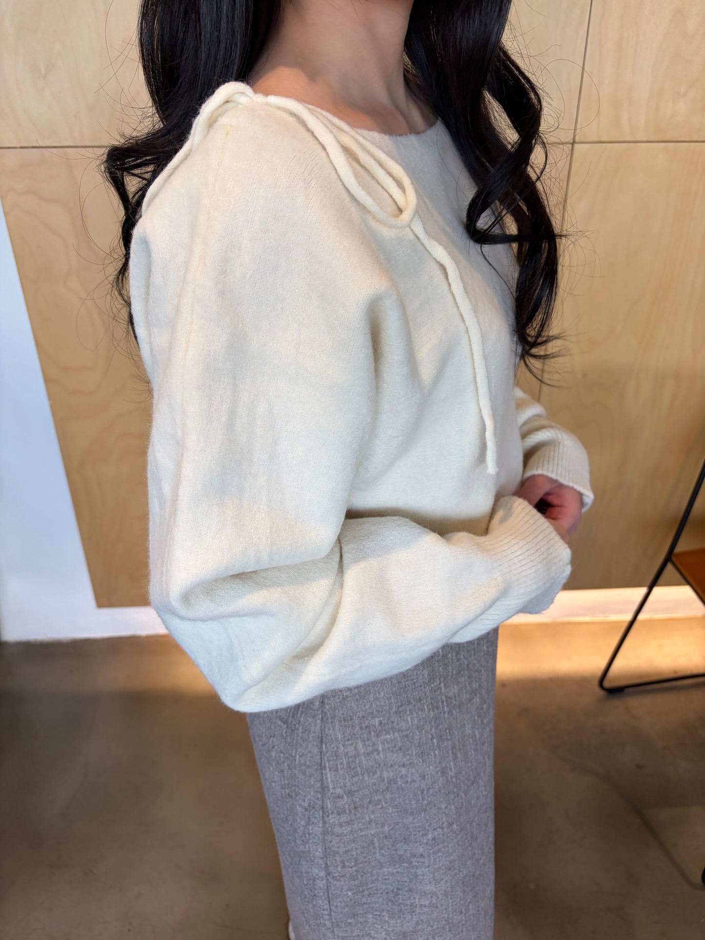 CO002《現貨新款》單邊綁繩蝴蝶結甜美風格上衣