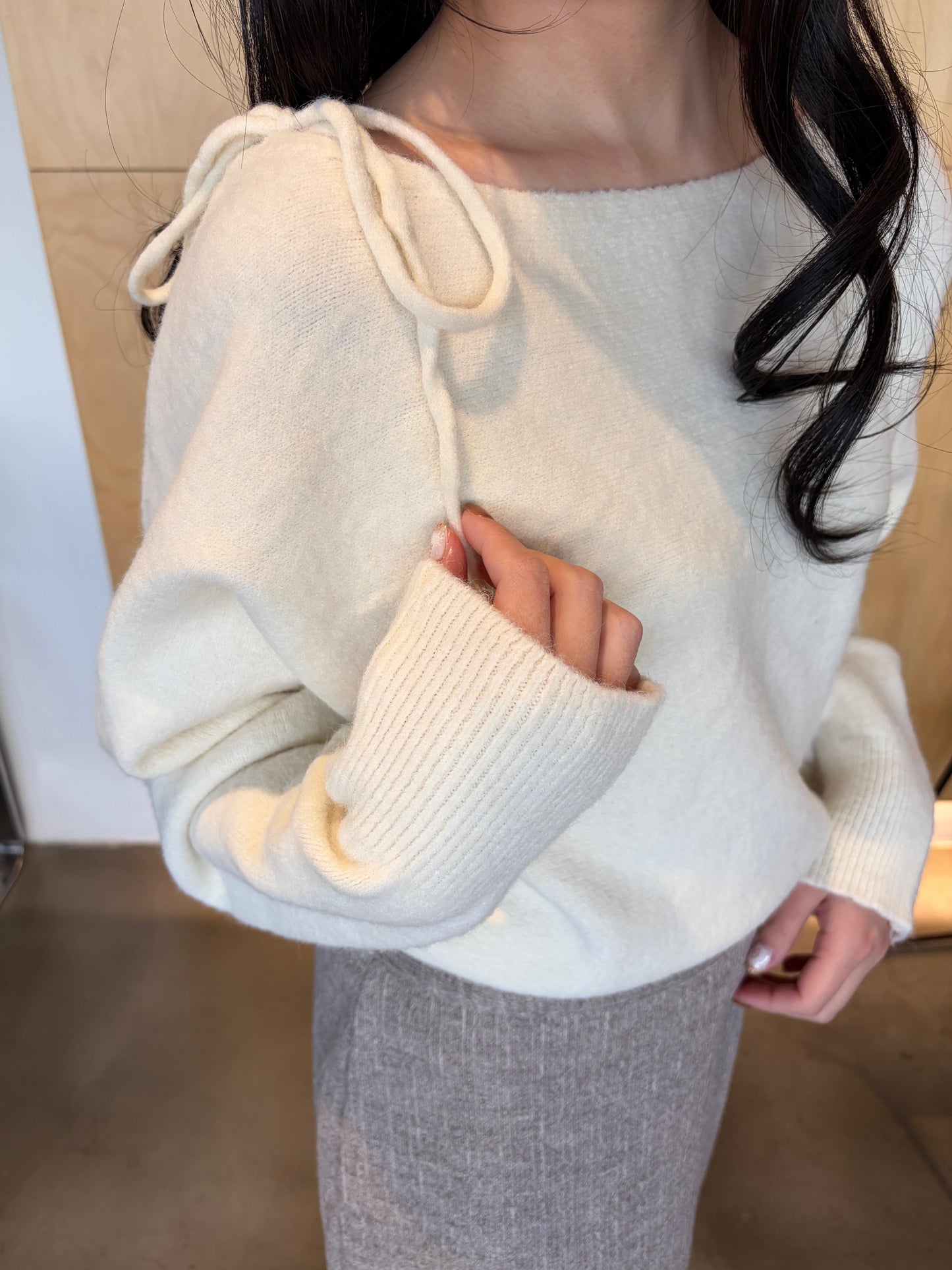 CO002《現貨新款》單邊綁繩蝴蝶結甜美風格上衣