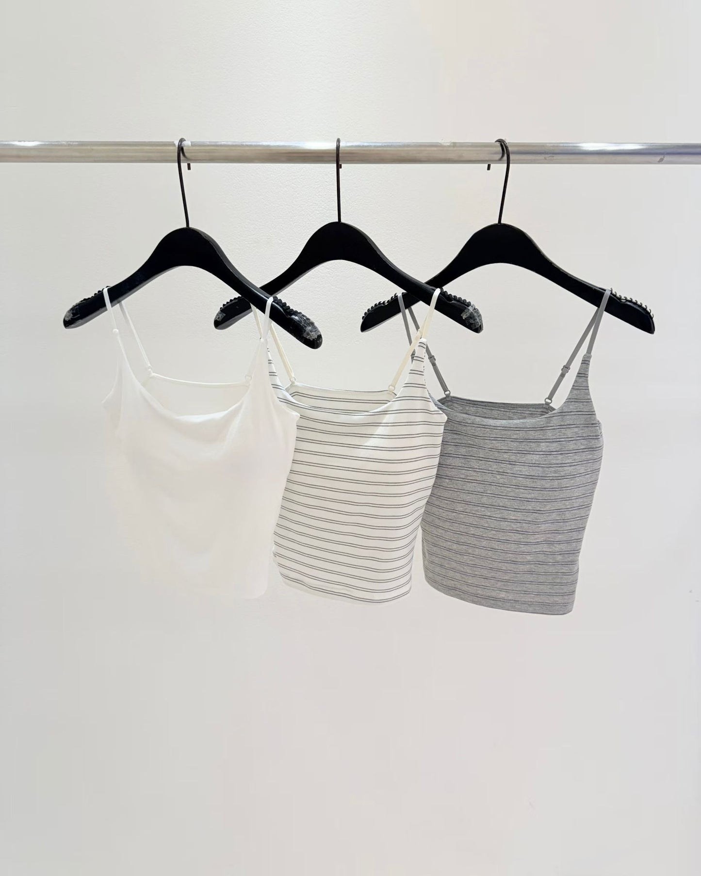 CO004【4月新品】橫紋吊帶背心