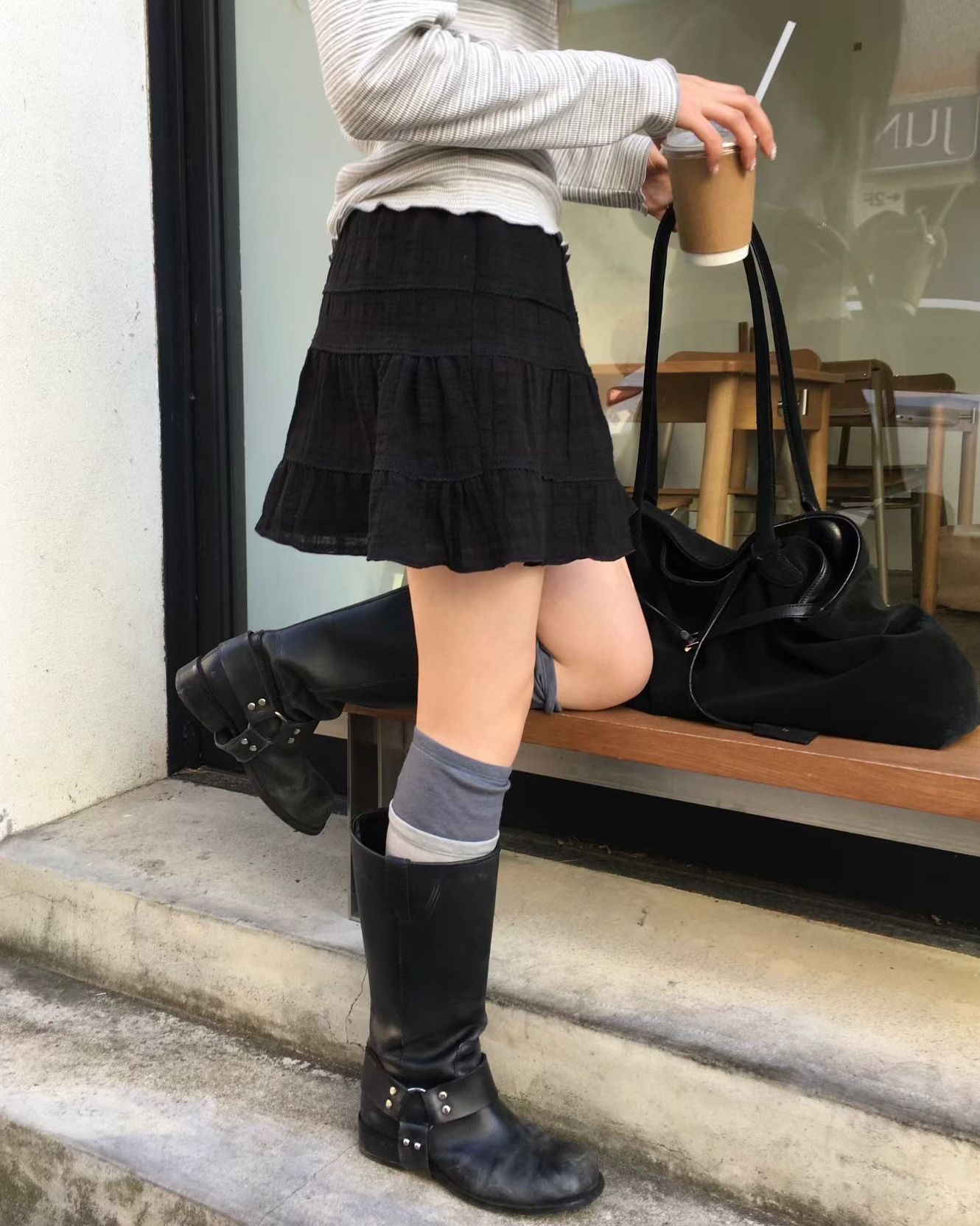 FO002【4月新品】百搭公主風半截短裙