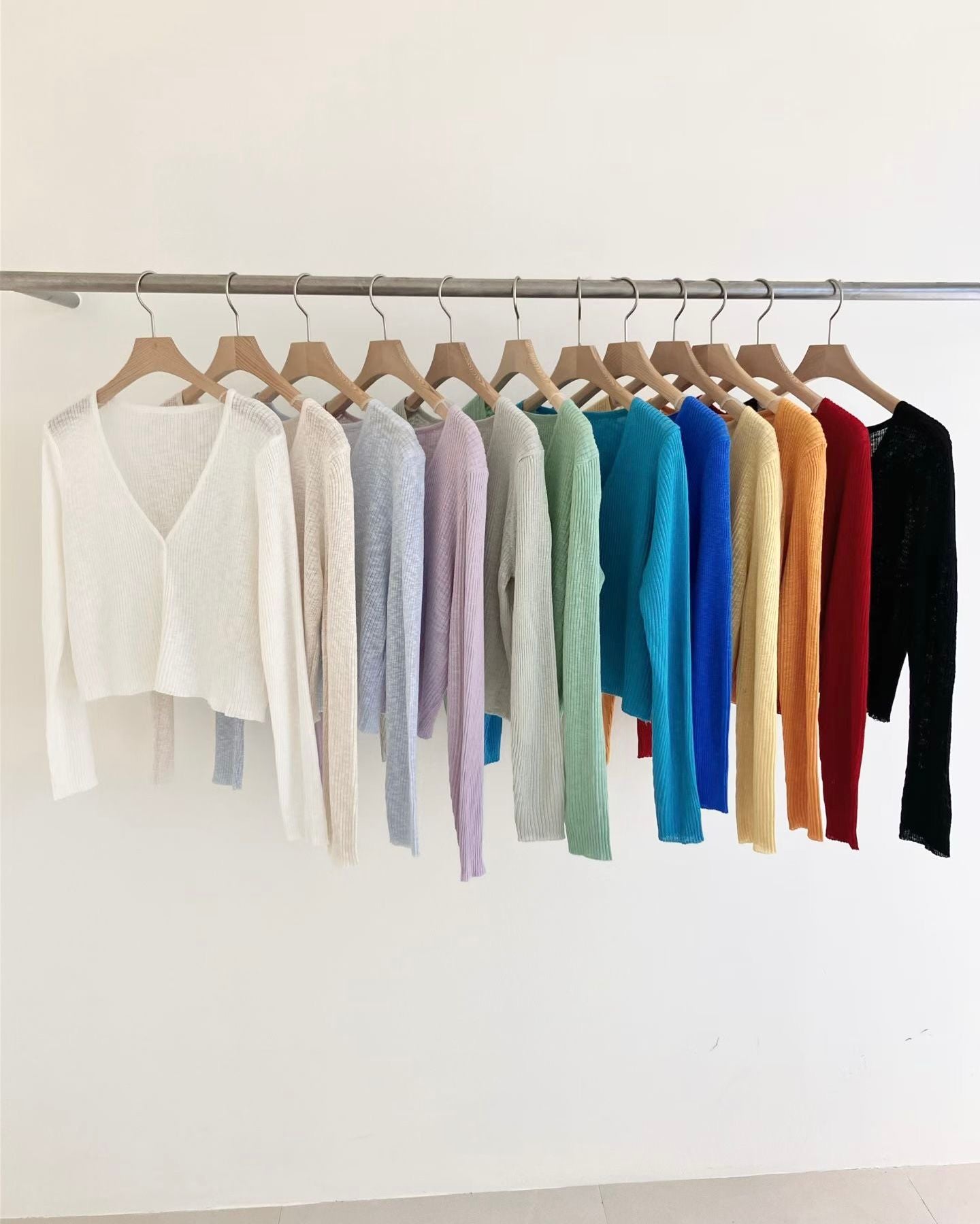 HA008【4月新品】輕薄柔軟直紋外套