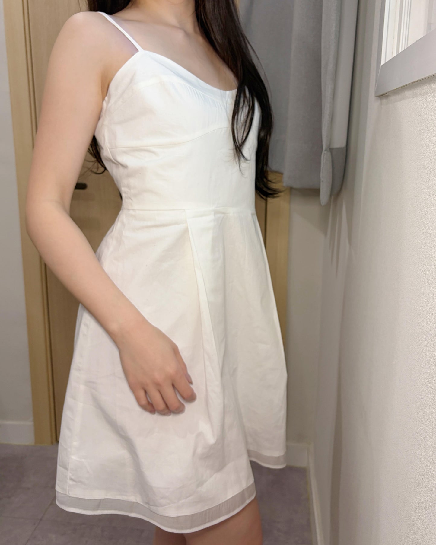 ON001【現貨新款】百搭網紗邊下擺吊帶連身短裙