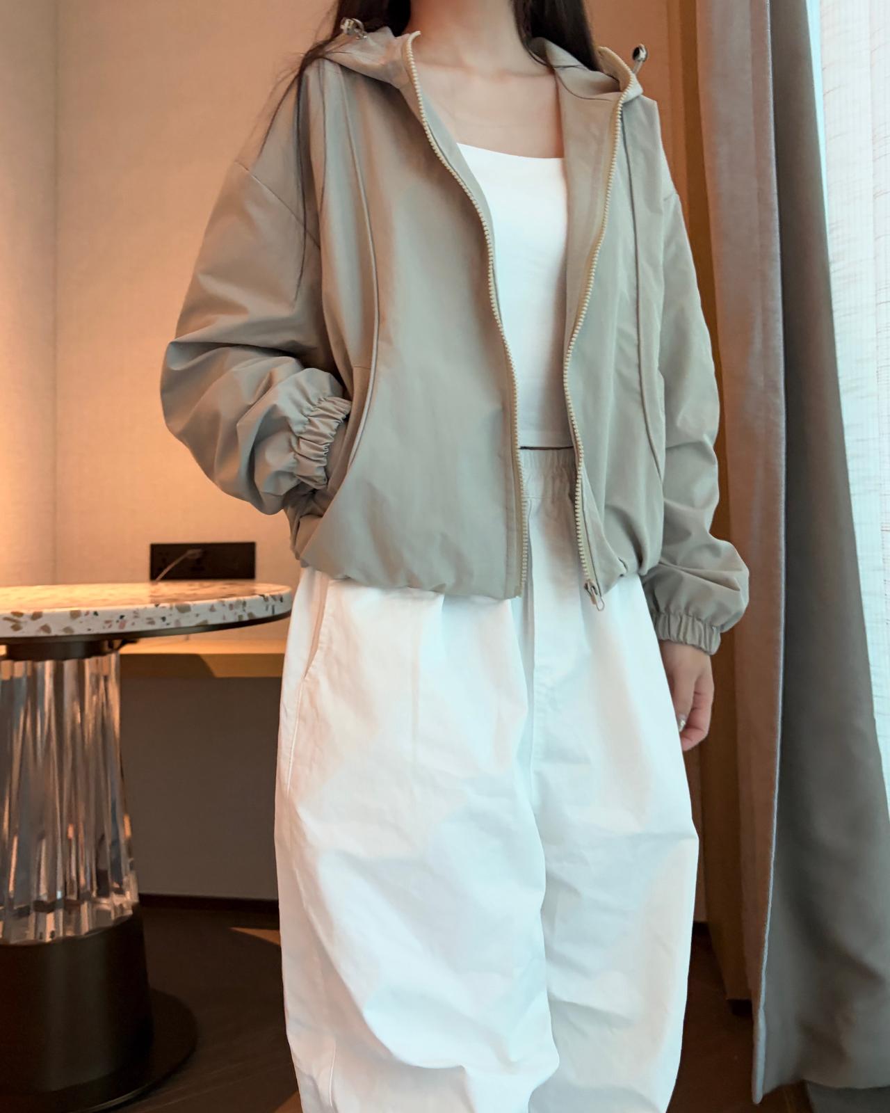 SE010【3月新品】休閒連帽運動風外套