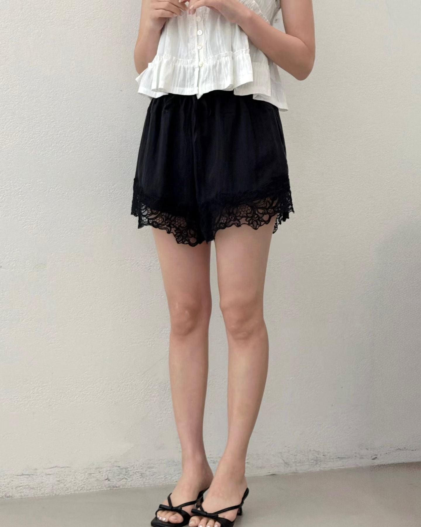 SH010【7月新品】休閒百搭蕾絲短褲