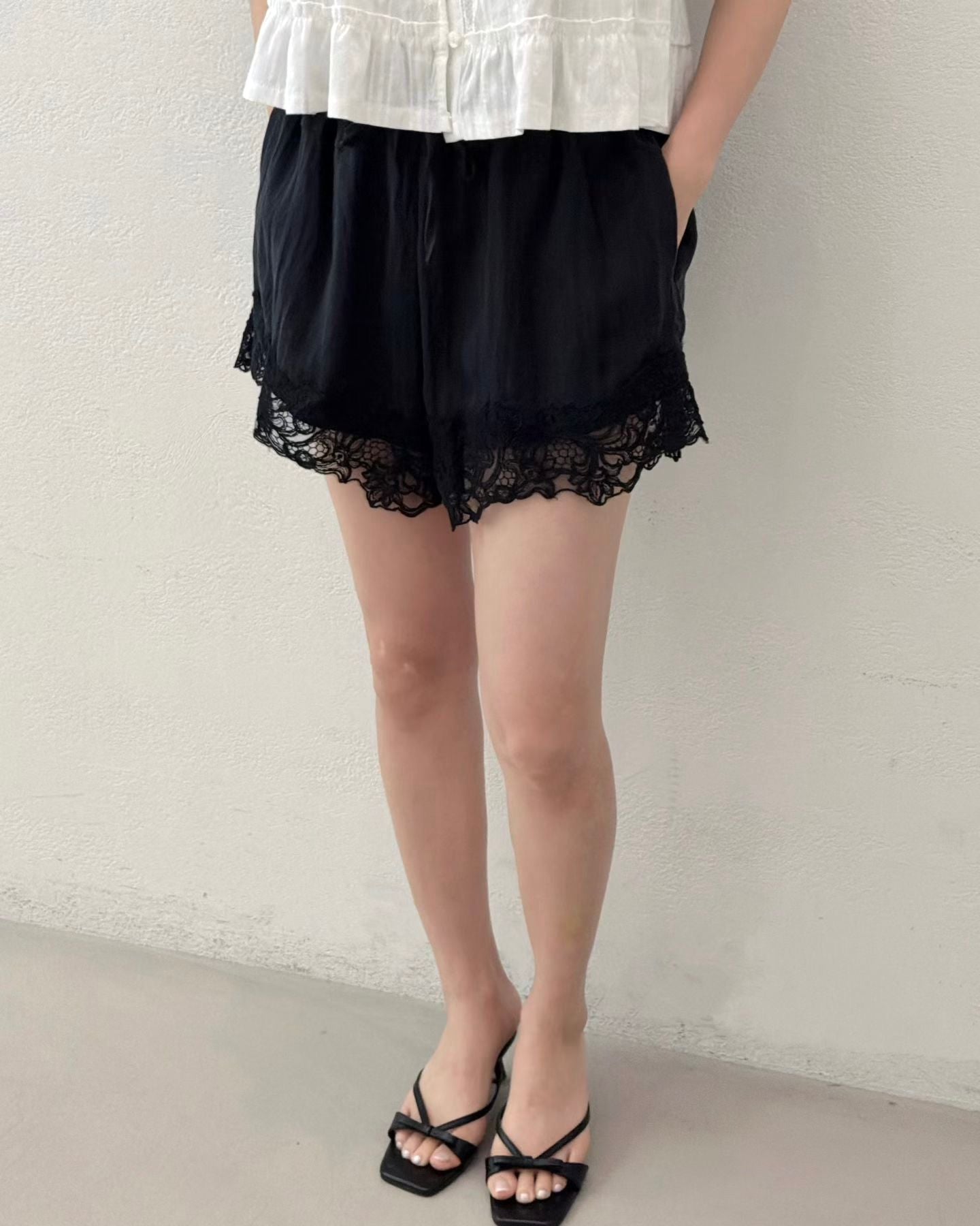 SH010【7月新品】休閒百搭蕾絲短褲