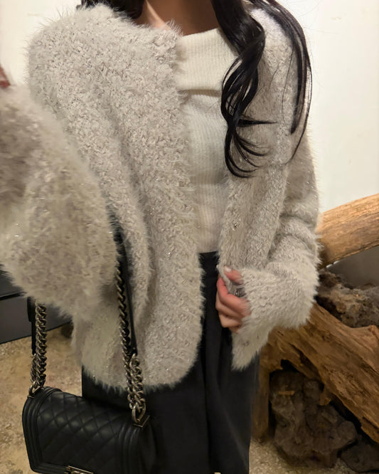 SY005《現貨新款》閃閃舒適毛毛透明花花扭扣外套