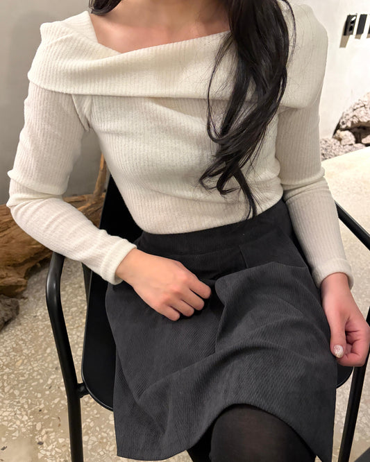 TB001《現貨新款》顯瘦斜肩上衣