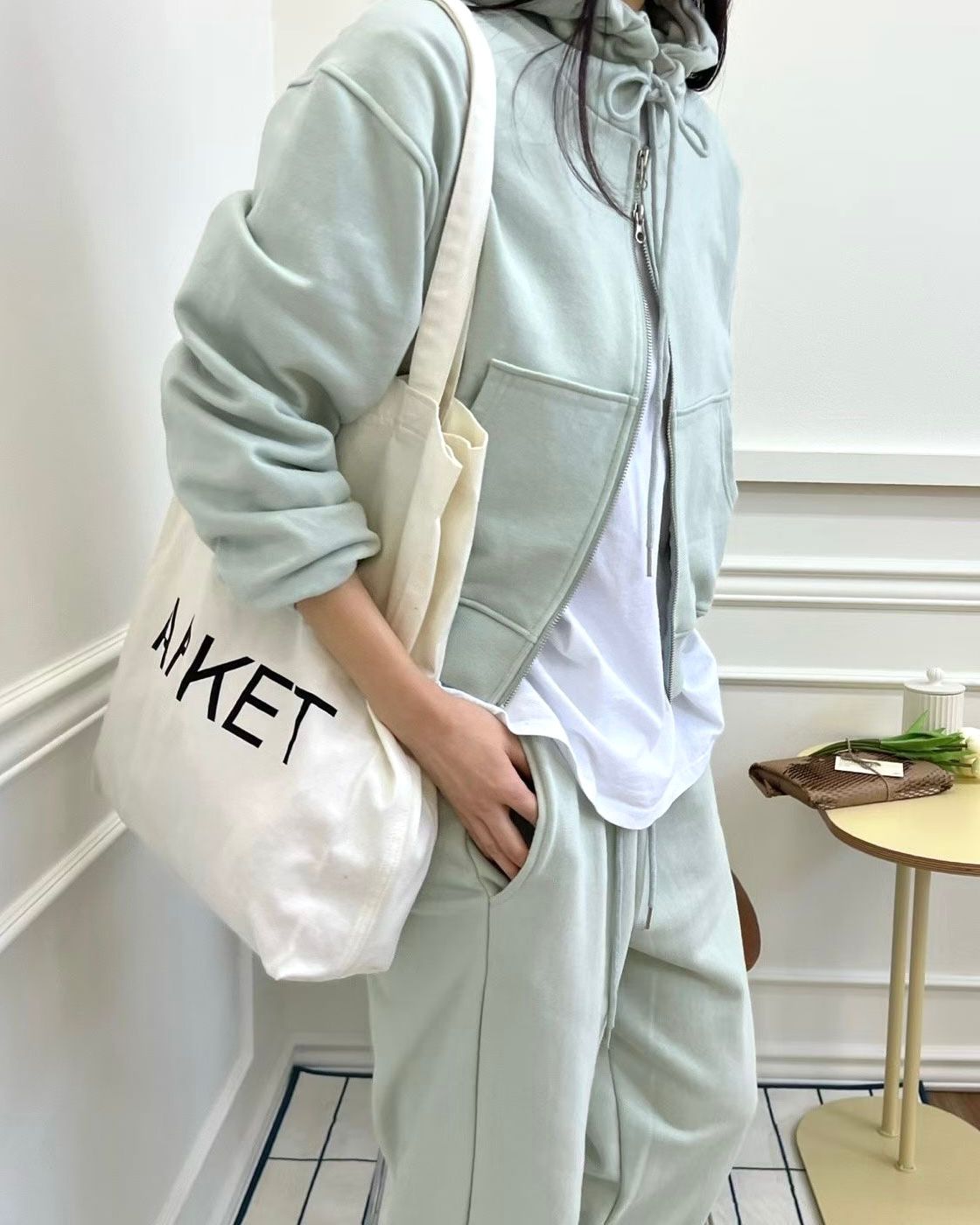 TE001【3月新品】運動風連帽套裝